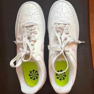 Gentle used Nike shoes